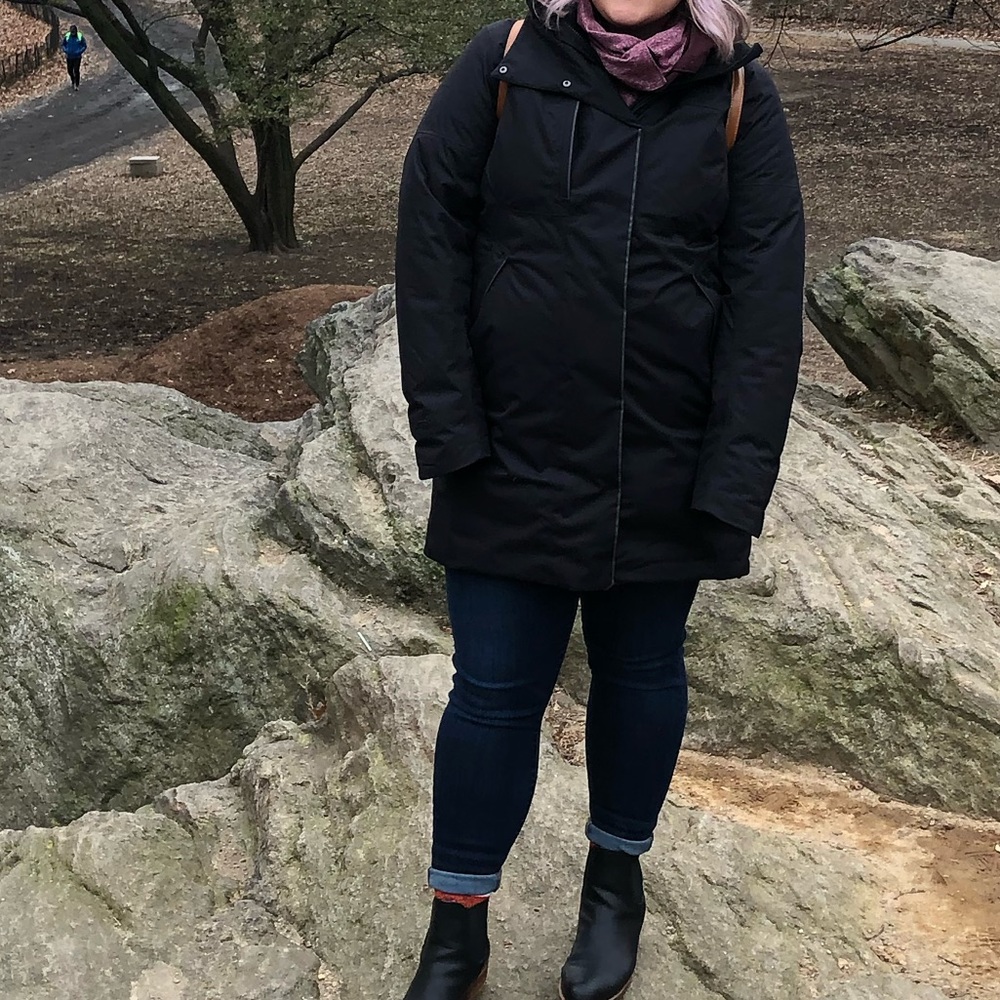 Black the north face parka